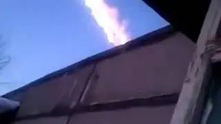 Russian Meteorite explosion 15.02.2013 hear the breaking glass and car alarms VERY LOUD !!!!