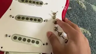 Brian May Stratocaster Mod - Components Installed