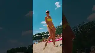 Самая скромная девушка на пляже в Турции 