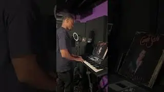 Adding Soulful Piano Chords to an R&B Beat 🎹🔥🎶 #shorts #makingbeats