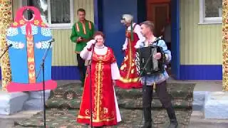 Шуточная народная песня Одуванчик: исполняет Зинаида Кремнева