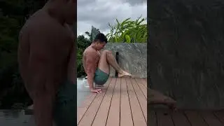 How to learn to make a corner on the floor?🦍