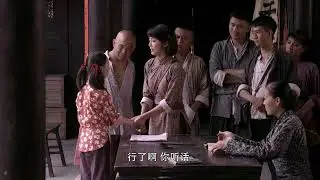 Young girl is braver than a grown up man