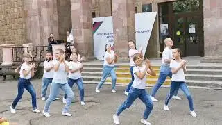 праздничный концерт "Под флагом России"