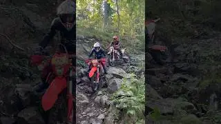 Каменный спуск с Ялгоры #hardenduro #шустраябелка #betaxtrainer #ktmexc