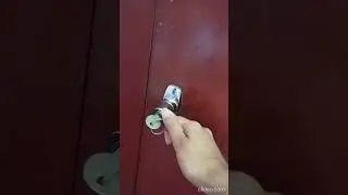 How to Open a Cupboard 😳☝️| Closet | Open a Wardrobe | Life Hacks #shorts #howto #open