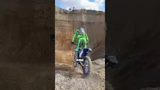 Russian biker put the Turks in their place!