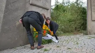 11 - Gedenken & Kranzniederlegung für die Opfer der Vertreibung in der UDSSR - Friedland