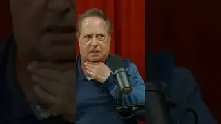 Jon Lovitz’s Multiple Chins 