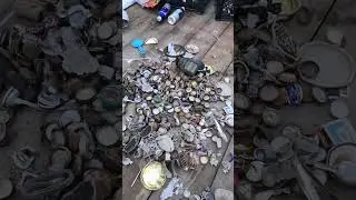 пляжный мусор, обратная сторона пляжного поиска