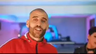 زوجة ديدين كانون 16 في كليب BAd Game