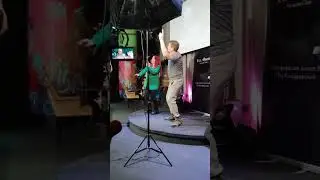 Гуляй Москва! Дискует автор хита 
