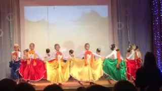 Студия "Веселинка" танец "Платковые куклы" 14.02.2017