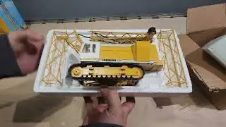 Conrad Liebherr HS 881 model unboxing