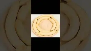 Decorate the pizza with bananas