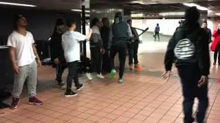 Half past nine, Grand Central