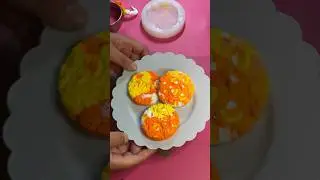 Let’s Fake Bake easy Candy Corn Cookies with a silicone mold! #fakebake #candycorn #peepthisyall