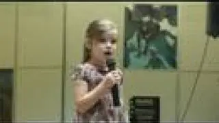 Bridge Over Troubled Waters - Mall - HD - Sung by an Angel