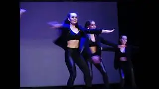 C dansestudio ansatt dans