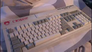 Первое включение Денди-клавиатуры Сюбор SB225-B