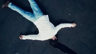 The Wombats - Gut Punch (Official Visualiser)