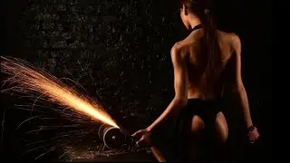 Girl with a Spark. Lesson 20. Oleg Zotov's Photography School.
