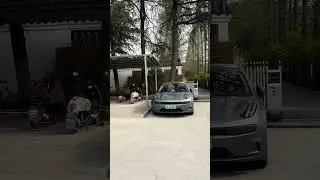中国农村的“街道”的办公场所，也是比较豪华的