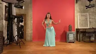 Belly-dance-yoga fusion