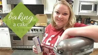 BAKING A CAKE! | This Unicorn Reads
