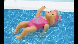 Windup 6 Inch Swimming Girl Bathtub Swimming Doll Clockwork Backstroke Freestyle Swim Toy