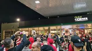 Balgiule echipa ta, a făcut Bani ceva pe ea!