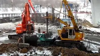 Excavator with casing oscilator, KATO KE-1200