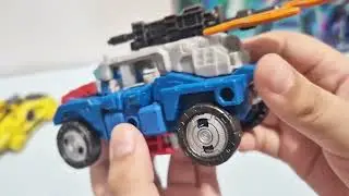 unboxing Humble Origins Transformers Data Clerk Orion Pax and Senator Shockwave - #transformers