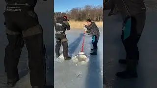 Шуруповёрт VS обычный ледобур, кто победит?