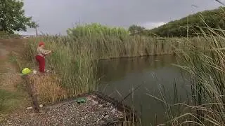 РЫБАЛКА НА ТРОИХ В ИТАЛИИ / ЧТО МЫ ПОЙМАЛИ В ДОЖДЬ