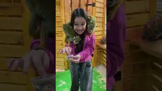 🐒🐒🙊👧🏻 