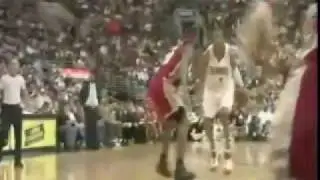IGUODALA DUNKS ON LEBRON [OWNAGE]