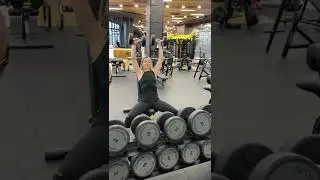 Юлия Мартынова / плечи