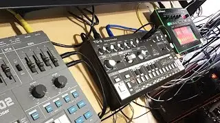 Impromptu Behringer TD-3 90s Style Trance Performance (with MC202 and SE70)