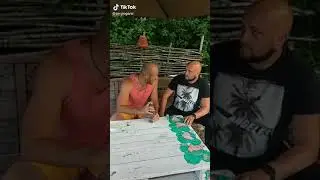Какой сегодня день, пятница, как друзья отмечают пятницу, пятачек и Винни Пух на выходных, прикол)