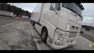 БЕЛОСНЕЖНАЯ VOLVO 500 И МОД НА БОЛТЛИВОГО ВОДИТЕЛЯ.