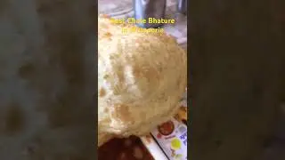 Mussoorie Food Tour | Best chole bhature in Mussoorie | Laxmi Mishtan Bhandar | #cholebhaturelovers