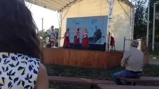 Народный фольклорный ансамбльМедовица