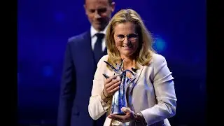 Sarina Wiegman wins UEFA Coach of the Year Award