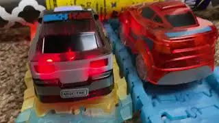 Alahnis toy car drag race