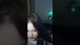 КОРОТКАЯ ЮБКА, АЖ ПИСЮ ВИДНО lerochka_j (Twitch) 