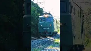 электровоз вл10-393 с приветливой бригадой | #рек #train #railway #рекомендации #поезд