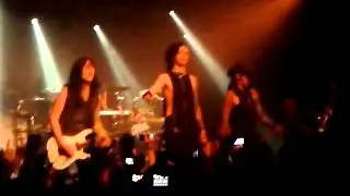 Black veil brides - Perfect weapon live on Barcelona 08.04.13