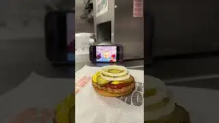 Плачущий Джонни готов