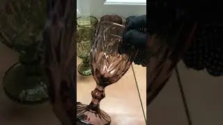 Цветной винный бокал
